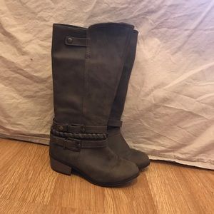 Girls size 13 boots